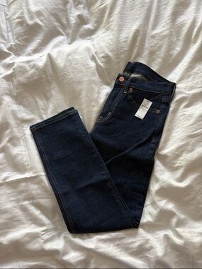 GAP Skinny Jeans in Deep Indigo Wash